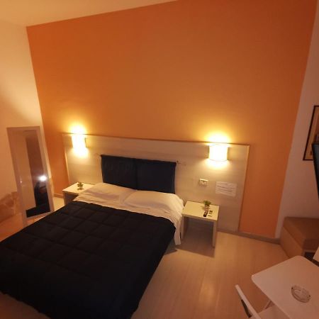 Borgo Marinaro Hotel Aci Castello Exterior photo