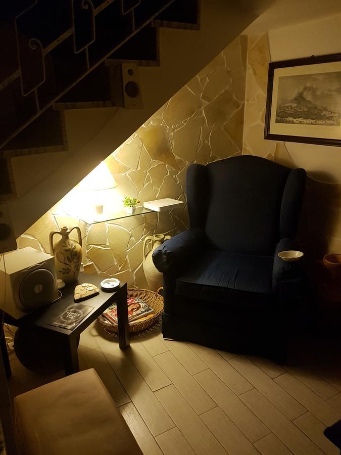 Borgo Marinaro Hotel Aci Castello Exterior photo