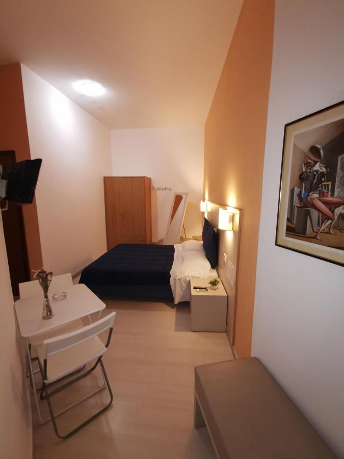 Borgo Marinaro Hotel Aci Castello Exterior photo