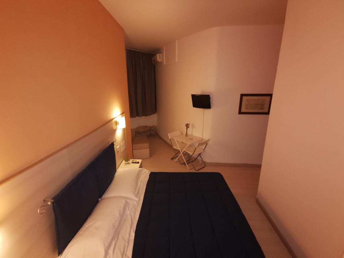 Borgo Marinaro Hotel Aci Castello Exterior photo
